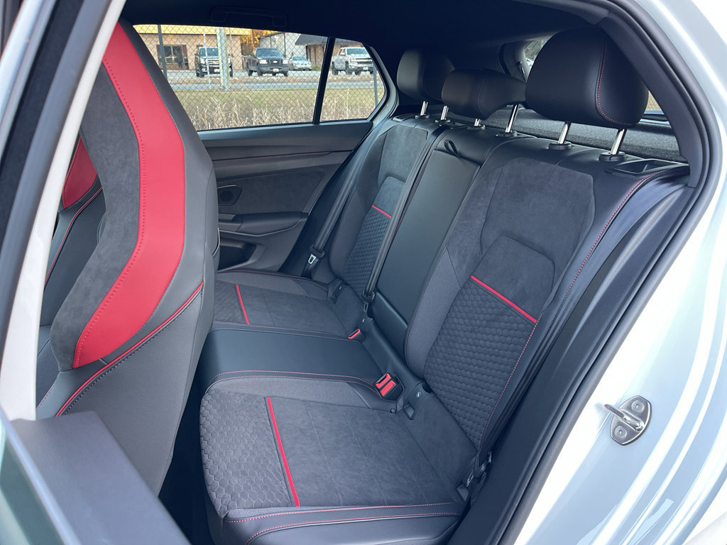 New 2026 Volkswagen GTI SE FWD image 19
