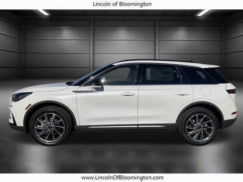 New 2026 Lincoln Corsair Premiere image 57