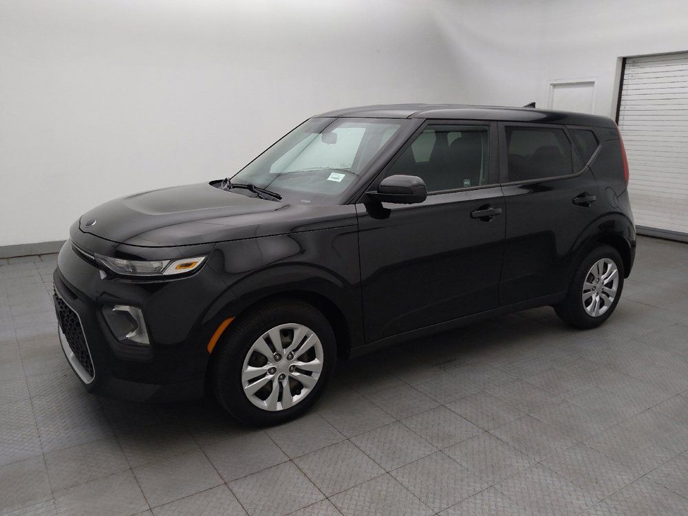 Used 2020 Kia Soul LX FWD image 2