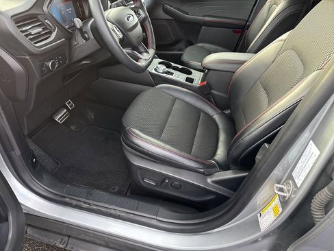 Used 2024 Ford Escape ST-Line w/ Tech Pack #1 image 18