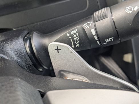 Used 2014 Toyota Camry L image 23