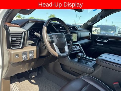 Used 2025 GMC Sierra 1500 Denali AWD/4WD image 10