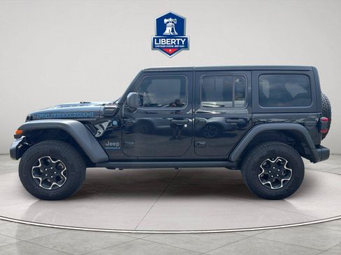 Used 2023 Jeep Wrangler Unlimited Rubicon 4xe w/ Cold Weather Group AWD/4WD image 5