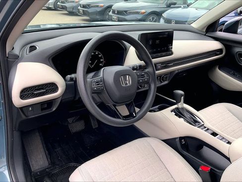 Used 2023 Honda HR-V LX image 18