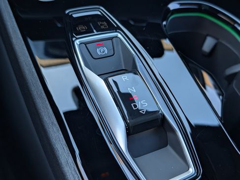 Used 2025 Audi A5 2.0T Premium w/ Convenience Package image 33