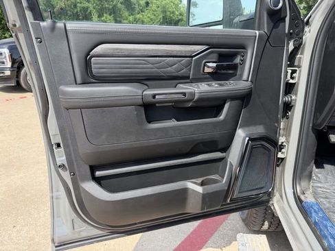New 2026 RAM 2500 Limited AWD/4WD image 11