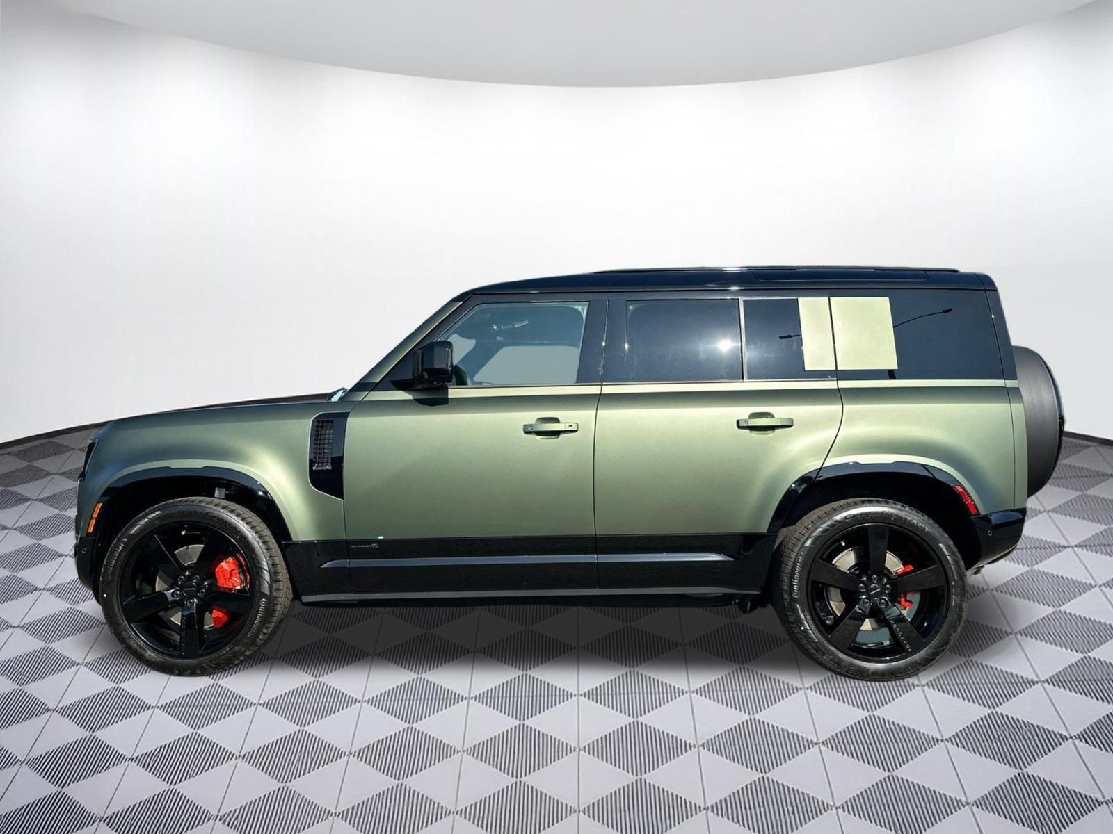 New 2026 Land Rover Defender 110 X AWD/4WD image 2