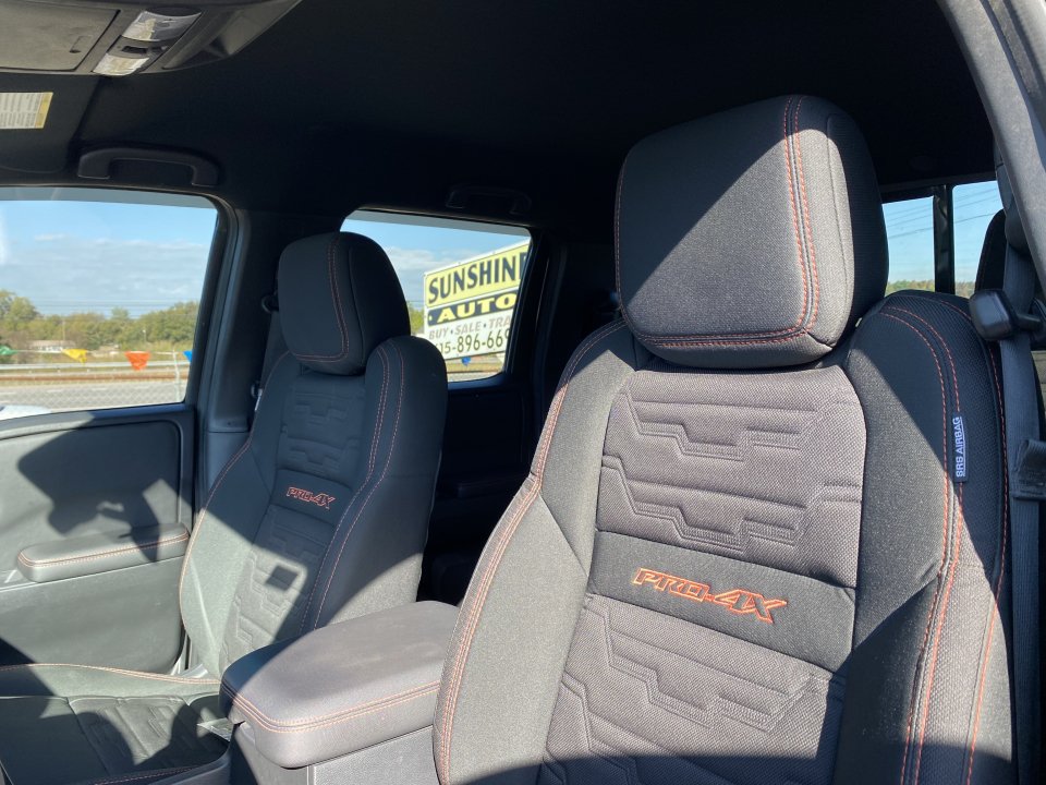 Used 2023 Nissan Frontier PRO-4X w/ Tow Package AWD/4WD image 10