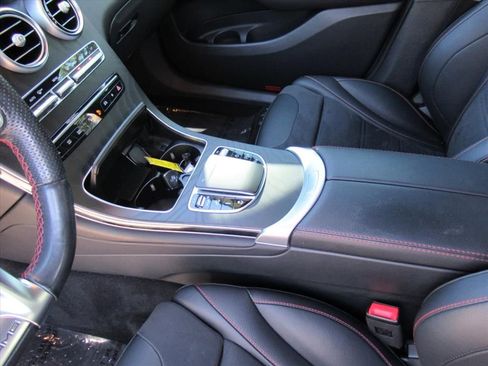 Used 2022 Mercedes-Benz GLC 43 AMG 4MATIC image 17
