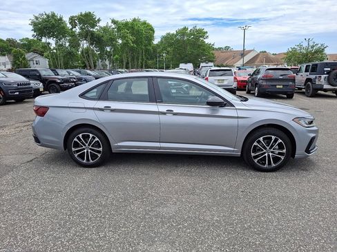 New 2026 Volkswagen Jetta Sport FWD image 4