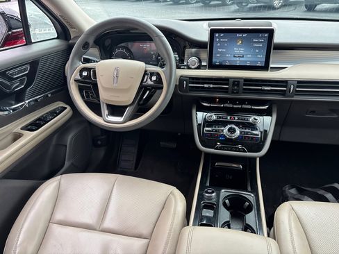 Used 2022 Lincoln Corsair AWD w/ Equipment Group 101A image 29