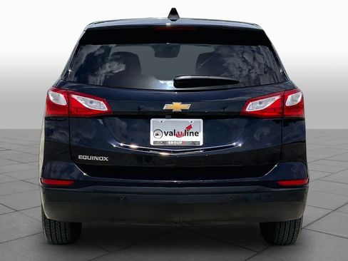 Used 2020 Chevrolet Equinox LS w/ LS Convenience Package FWD image 5