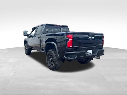 New 2026 Chevrolet Silverado 2500 ZR2 AWD/4WD image 3