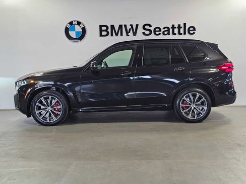 New 2026 BMW X5 xDrive40i w/ M Sport Package AWD/4WD image 3