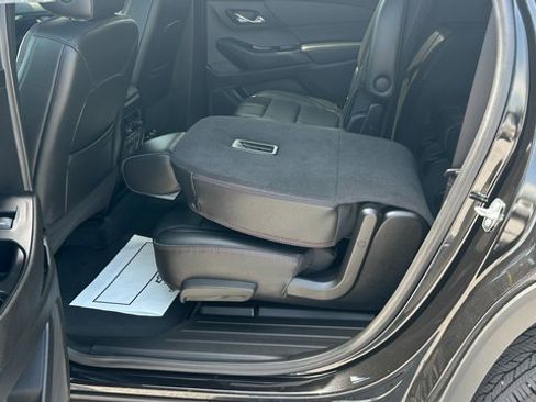Certified 2023 Chevrolet Traverse RS image 31