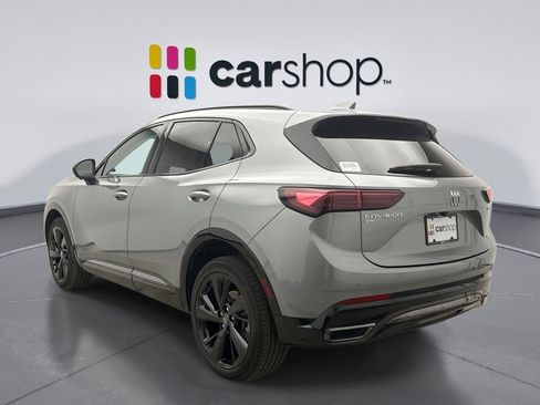Used 2025 Buick Envision Sport Touring image 3