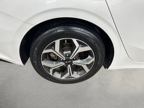 Used 2020 Kia Forte LXS image 16