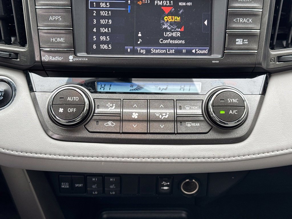 Used 2015 Toyota RAV4 Limited AWD/4WD image 24