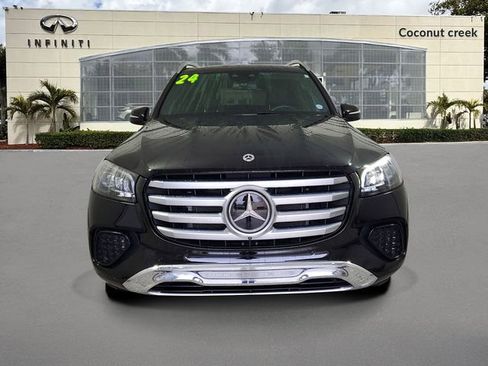 Used 2024 Mercedes-Benz GLS 450 4MATIC image 2