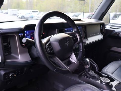 Used 2023 Ford Bronco Outer Banks w/ Sasquatch Package AWD/4WD image 10