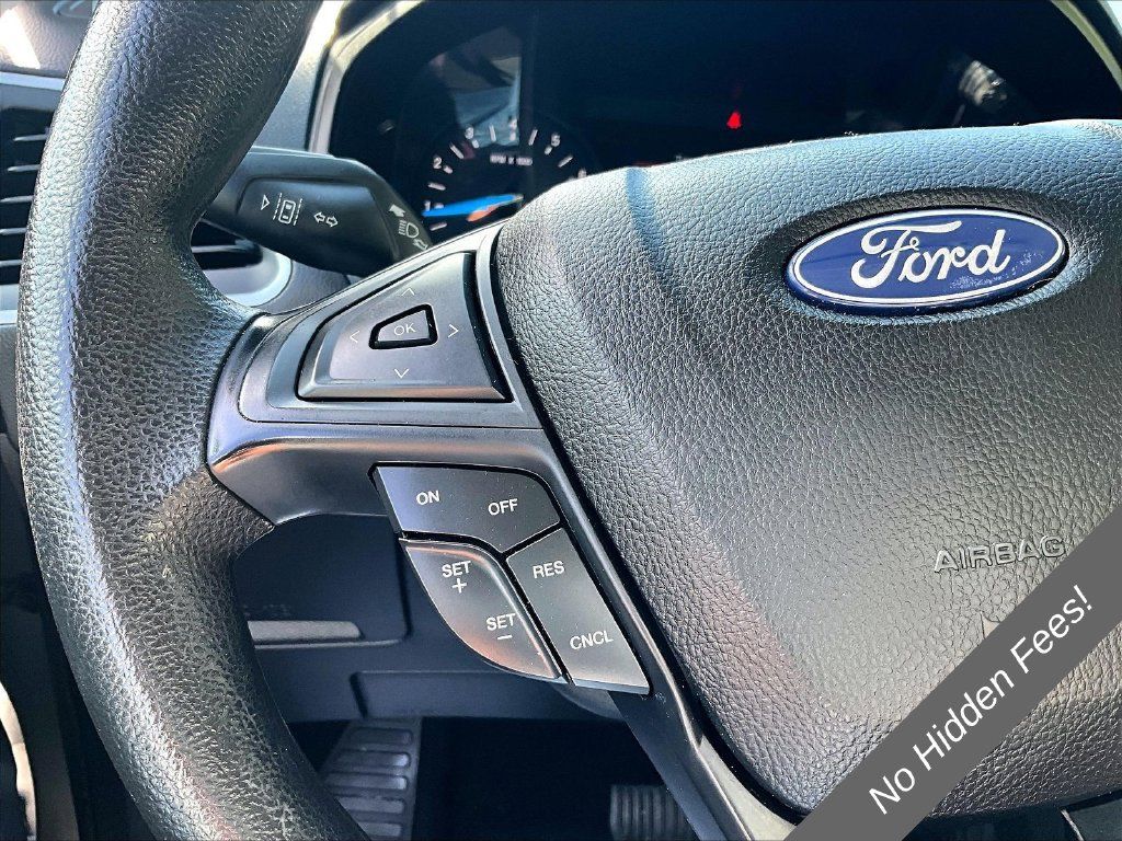 Used 2020 Ford Edge SE FWD image 15