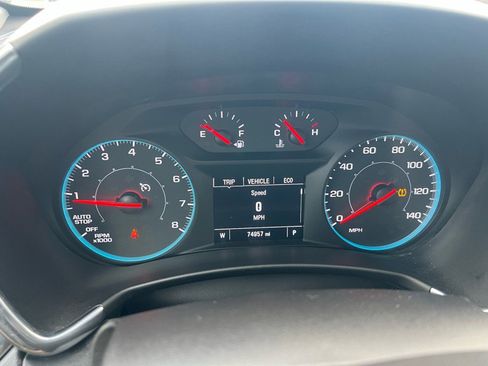 Used 2019 Chevrolet Equinox LS w/ LS Convenience Package image 21