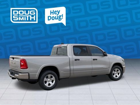 New 2026 RAM 1500 4x4 Crew Cab image 3