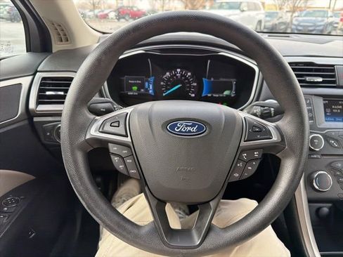 Used 2018 Ford Fusion S image 31