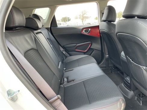 Used 2025 Kia Soul GT-Line w/ GT-Line Technology Package image 28