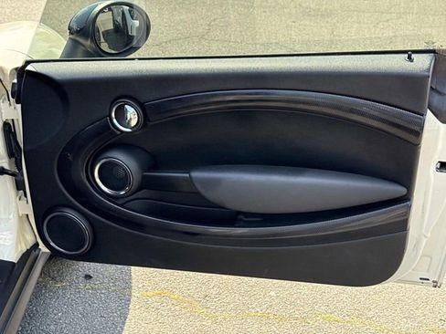 Used 2015 MINI Cooper S FWD image 8
