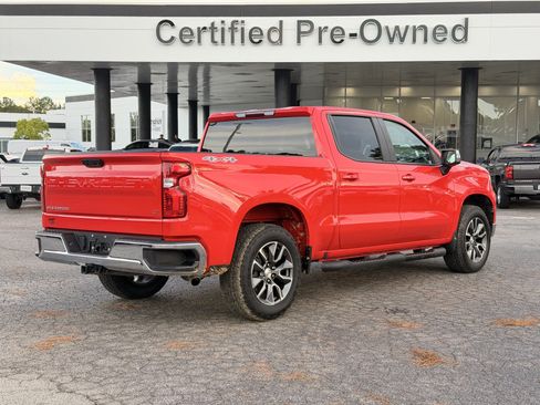 Used 2024 Chevrolet Silverado 1500 LT AWD/4WD image 12