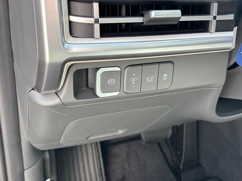 New 2026 Hyundai Santa Fe SEL FWD image 7