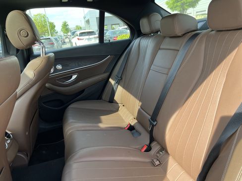 Used 2020 Mercedes-Benz E 350 Sedan image 33