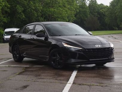 Used 2021 Hyundai Elantra SEL w/ Cargo Package