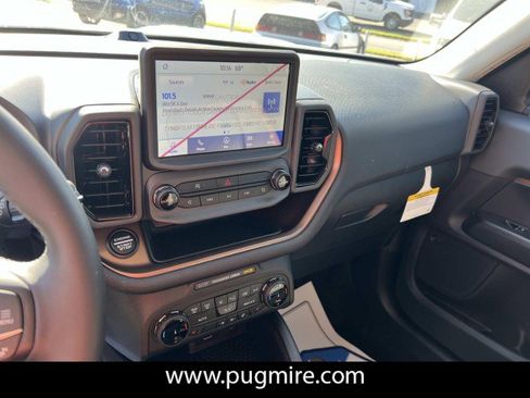New 2024 Ford Bronco Sport Outer Banks w/ Tech Package AWD/4WD image 23