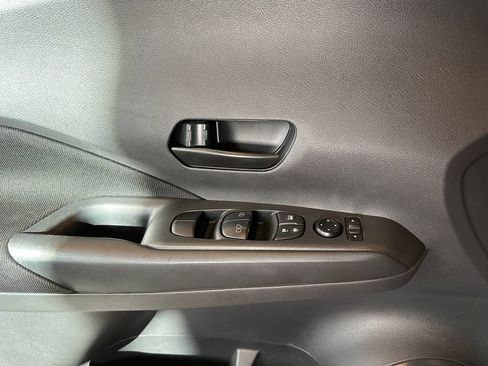 Used 2024 Nissan Kicks S FWD image 18