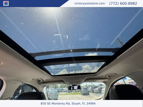 Used 2016 Ford Escape Titanium w/ Equipment Group 301A AWD/4WD image 21