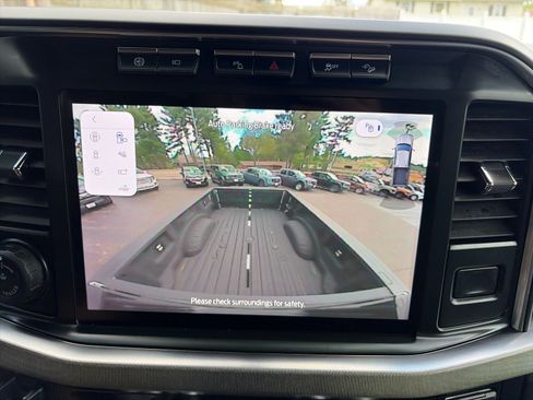 Used 2024 Ford F250 Platinum AWD/4WD image 30