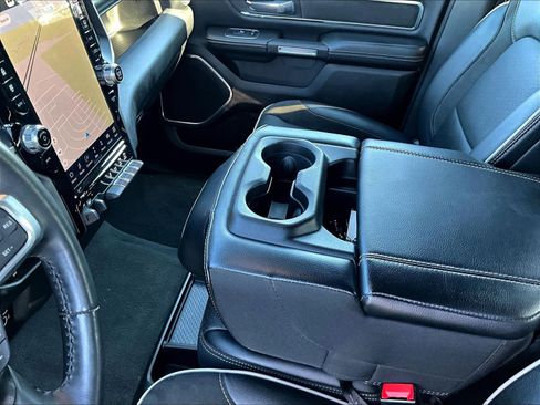 Used 2023 RAM 1500 Laramie AWD/4WD image 17