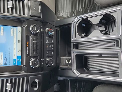 Used 2017 Ford F150 XL w/ Equipment Group 101A Mid image 14