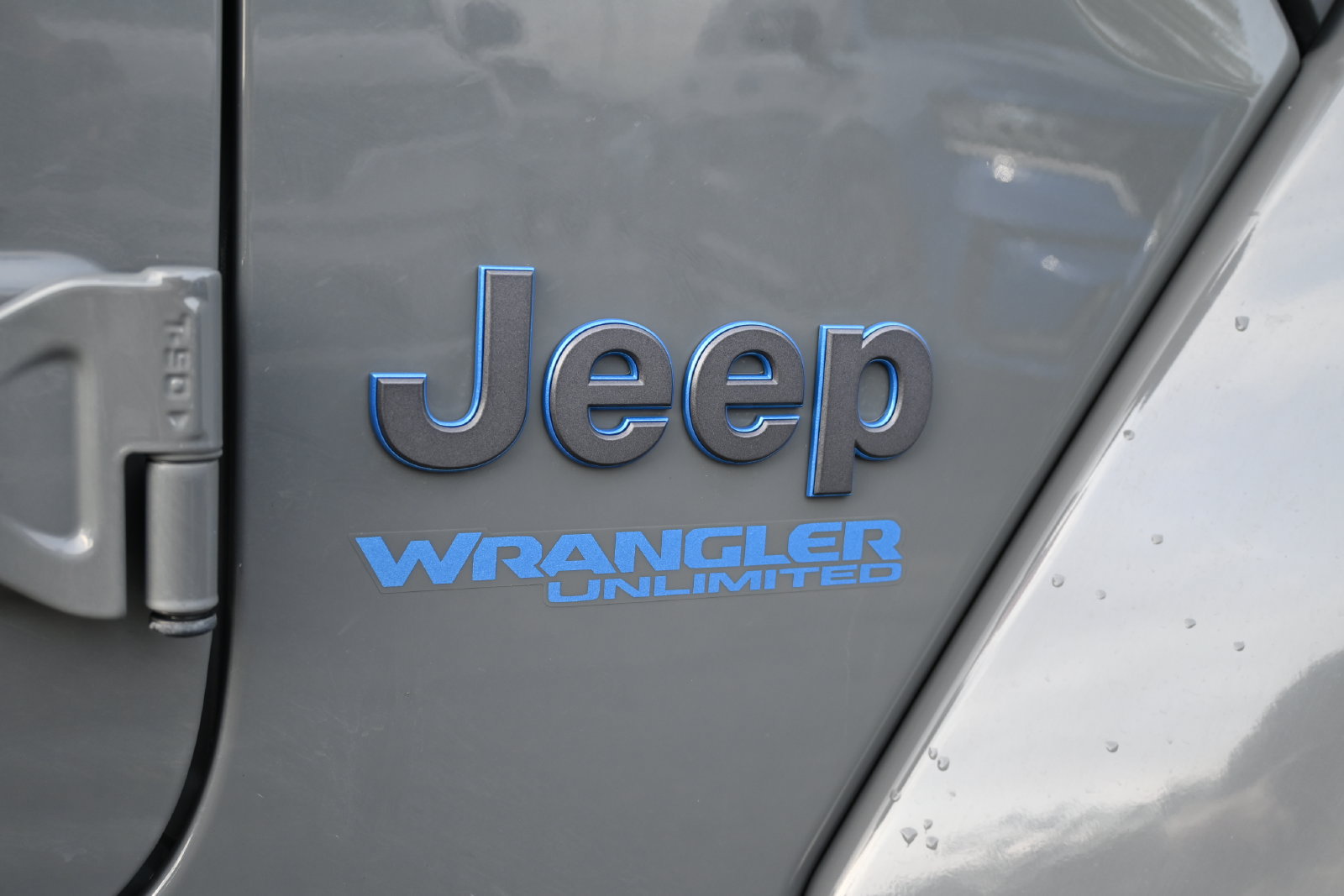 Used 2022 Jeep Wrangler Unlimited Rubicon 4xe w/ Cold Weather Group AWD/4WD image 22