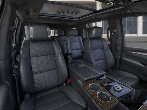 New 2026 Cadillac Escalade Platinum Sport AWD/4WD image 16