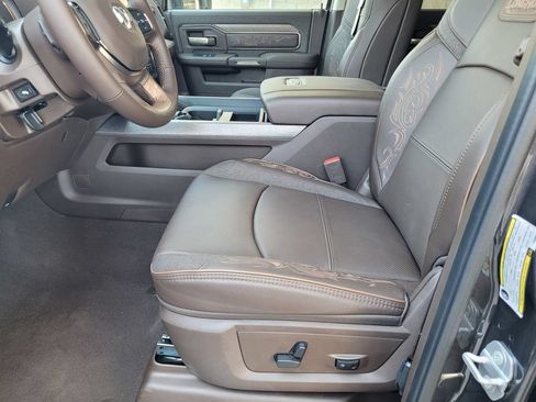 New 2026 RAM 2500 Limited AWD/4WD image 6