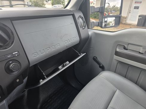 Used 2015 Ford F350 XL image 22