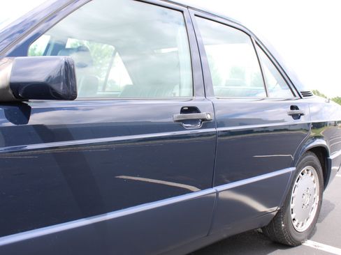 Used 1993 Mercedes-Benz 190 E 2.6 image 29