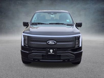 New 2025 Ford F150 Lightning XLT w/ Max Trailer Tow Package