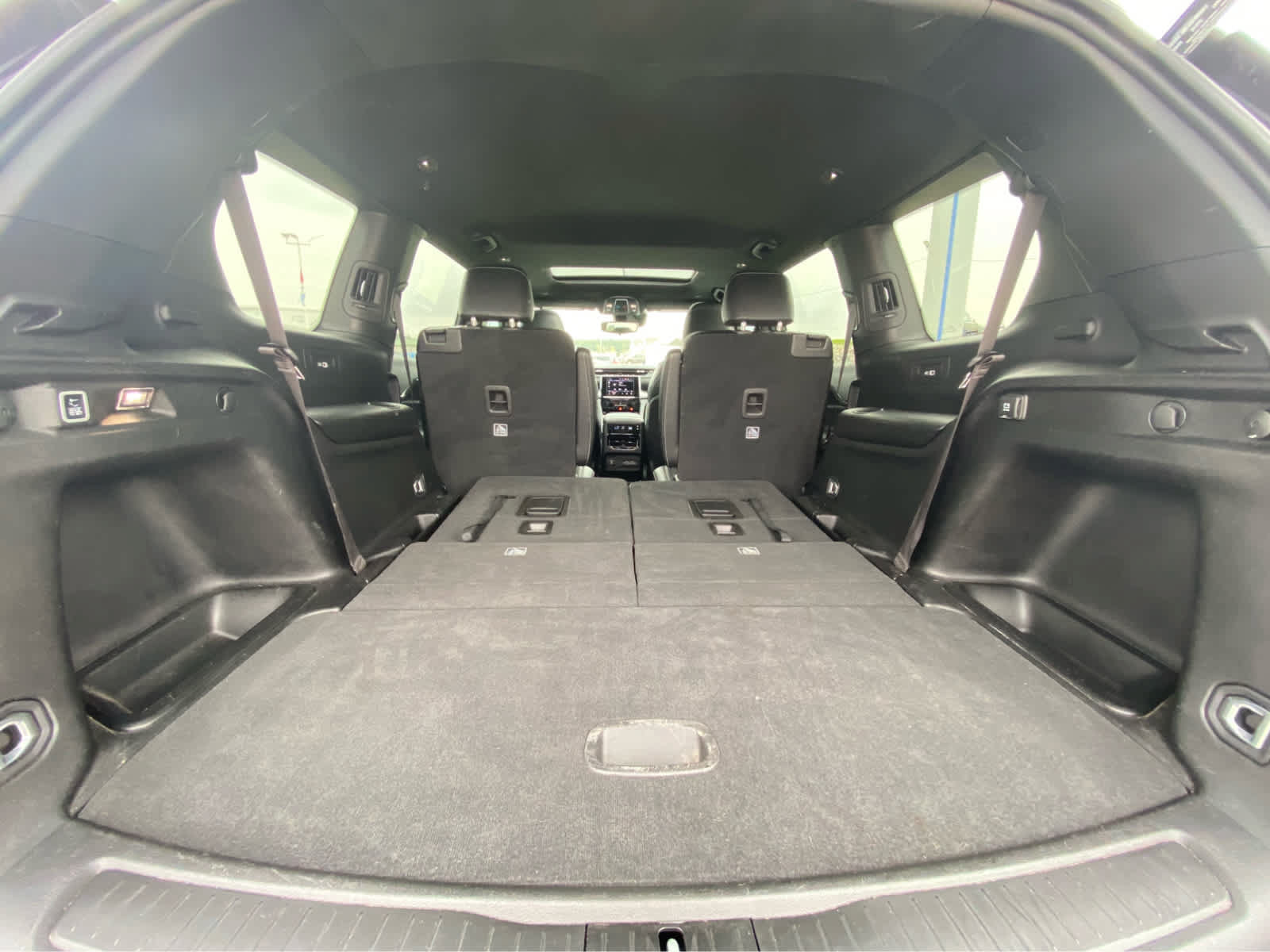 Used 2023 Jeep Grand Cherokee L Laredo AWD/4WD image 7