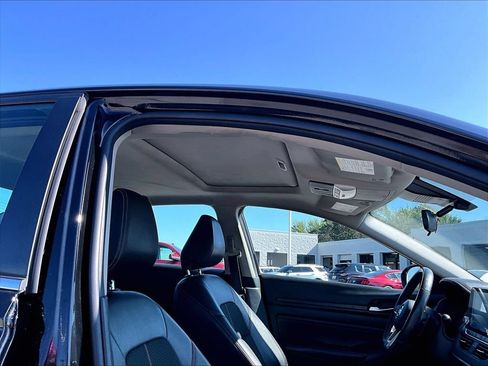 Used 2022 Nissan Altima 2.5 SR w/ Midnight Edition Package AWD/4WD image 23