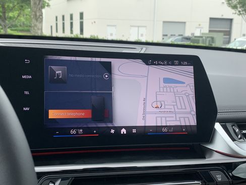 Certified 2025 BMW X1 xDrive28i w/ Premium Package image 27