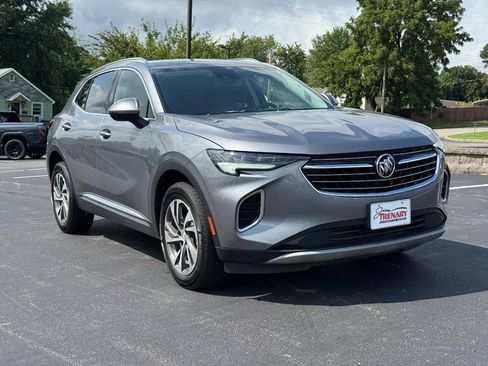 Used 2022 Buick Envision Essence w/ Safety Package FWD image 2